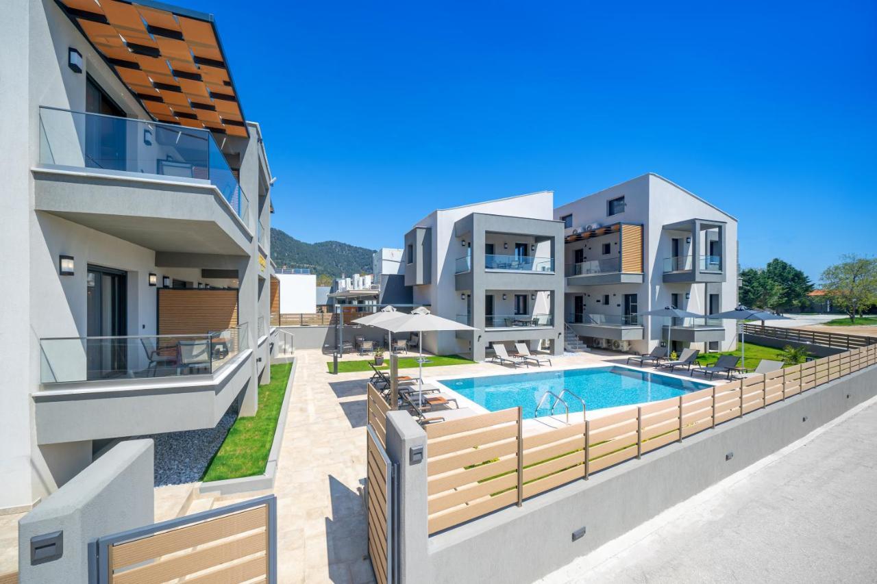Perla Beach Криси Амудия Екстериор снимка