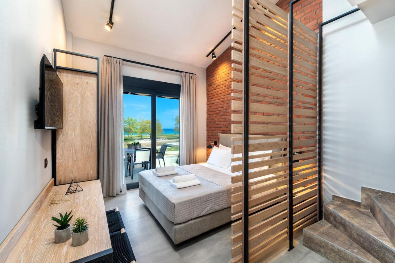 Perla Beach Криси Амудия Екстериор снимка