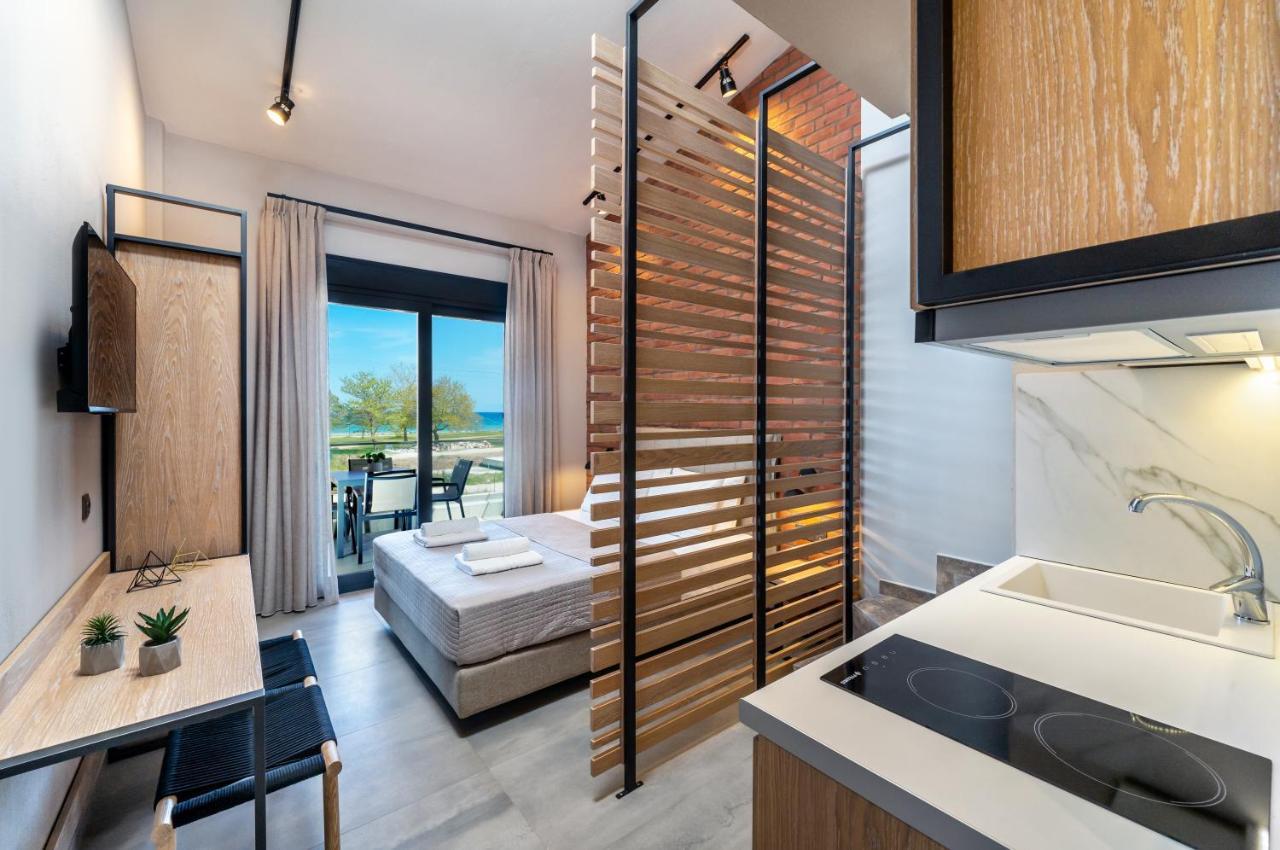 Perla Beach Криси Амудия Екстериор снимка