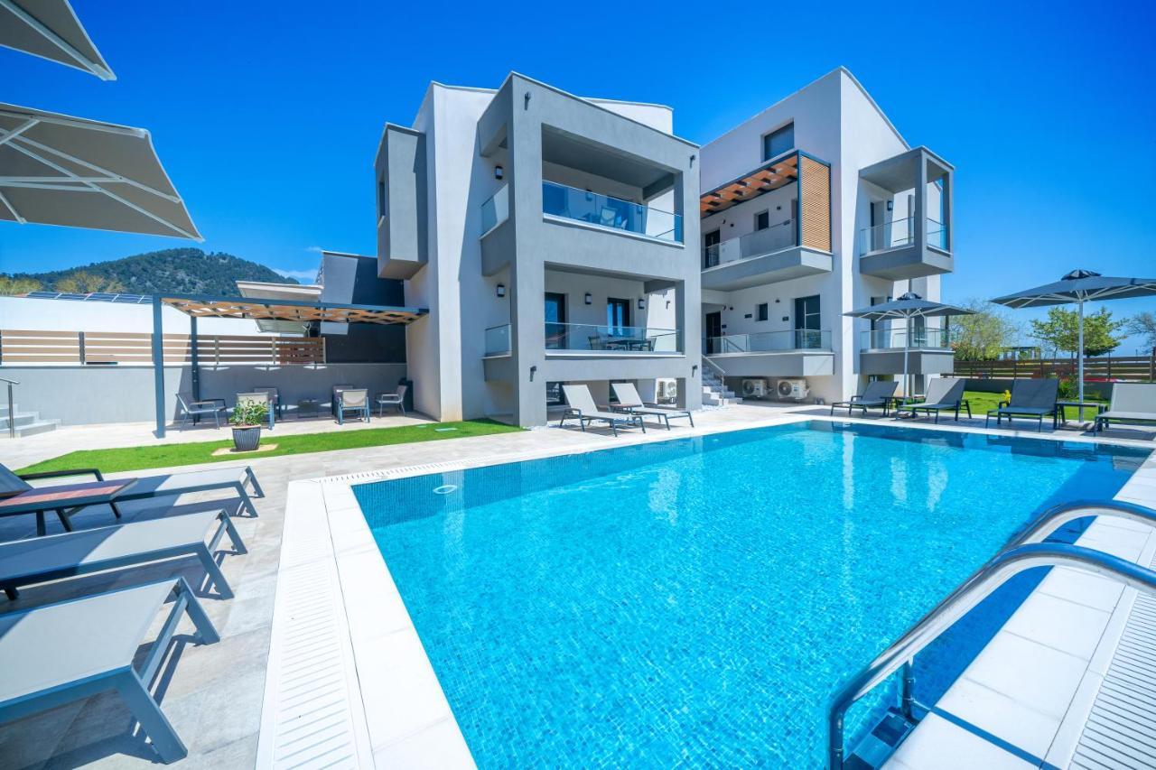 Perla Beach Криси Амудия Екстериор снимка